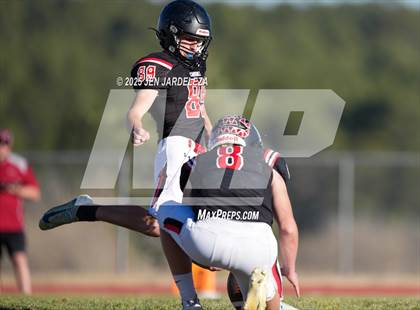 Thumbnail 1 in Brush @ Elizabeth (CHSAA 2A Quarterfinal) photogallery.