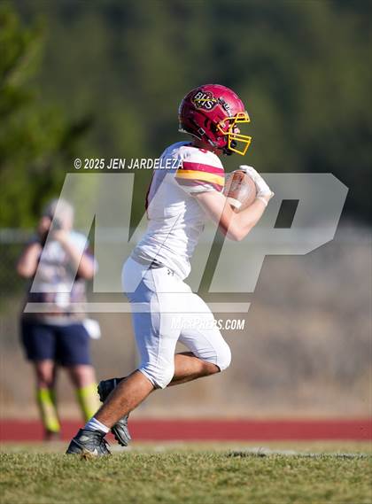 Thumbnail 2 in Brush @ Elizabeth (CHSAA 2A Quarterfinal) photogallery.