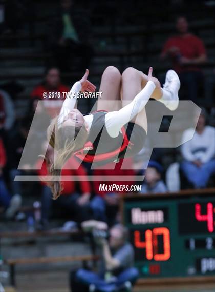 Thumbnail 3 in Westview vs Center Grove photogallery.