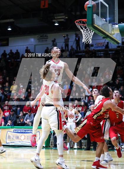 Thumbnail 1 in Westview vs Center Grove photogallery.