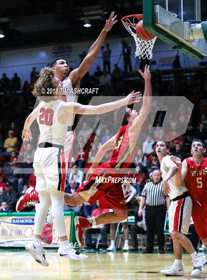 Thumbnail 3 in Westview vs Center Grove photogallery.
