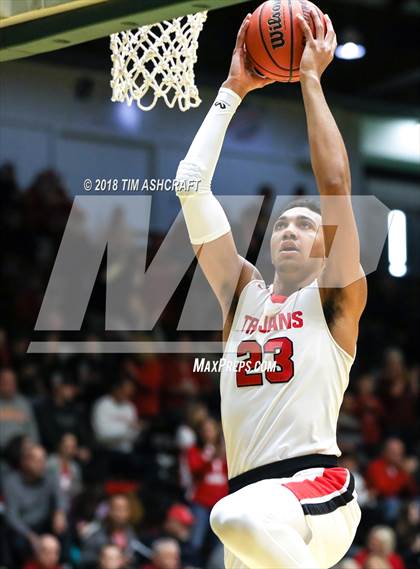 Thumbnail 2 in Westview vs Center Grove photogallery.
