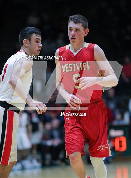 Thumbnail 1 in Westview vs Center Grove photogallery.