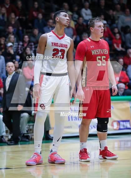 Thumbnail 3 in Westview vs Center Grove photogallery.