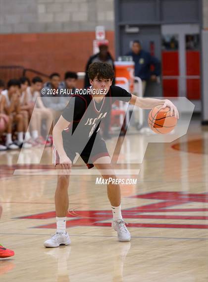 Thumbnail 2 in JSerra Catholic @ Mater Dei photogallery.
