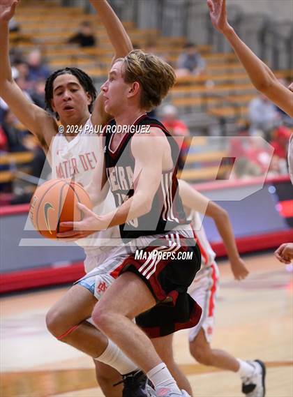 Thumbnail 1 in JSerra Catholic @ Mater Dei photogallery.