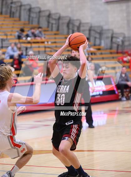 Thumbnail 3 in JSerra Catholic @ Mater Dei photogallery.