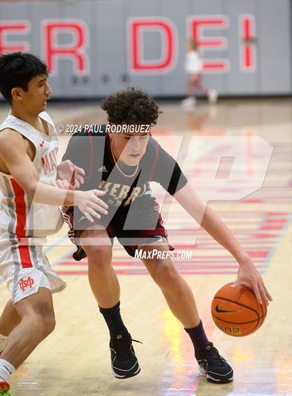 Thumbnail 2 in JSerra Catholic @ Mater Dei photogallery.