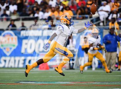 Thumbnail 3 in Armwood vs. Northwestern (FHSAA 6A State Championship) photogallery.
