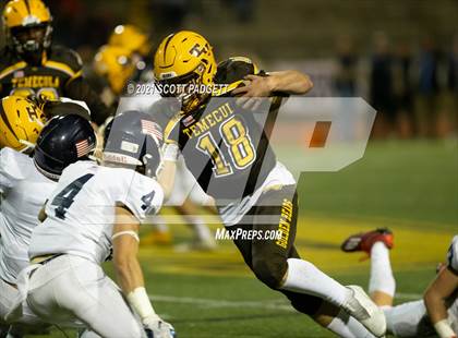 Thumbnail 3 in Newport Harbor @ Temecula Valley (CIF SS D6 Championship) photogallery.