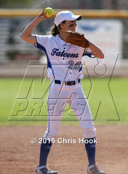 Thumbnail 1 in Catalina Foothills vs. Empire (Tucson Badger Invitational) photogallery.
