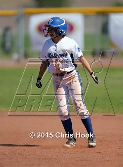 Thumbnail 2 in Catalina Foothills vs. Empire (Tucson Badger Invitational) photogallery.