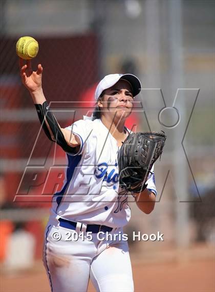 Thumbnail 3 in Catalina Foothills vs. Empire (Tucson Badger Invitational) photogallery.