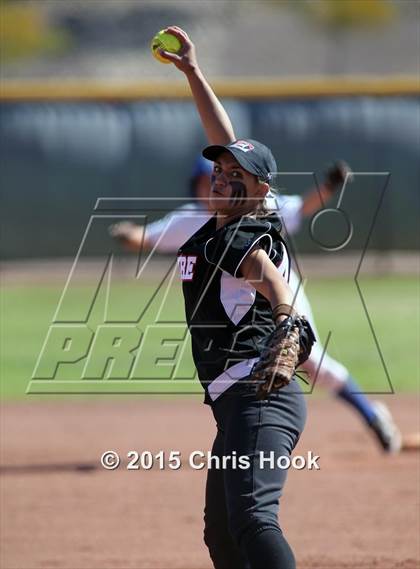 Thumbnail 1 in Catalina Foothills vs. Empire (Tucson Badger Invitational) photogallery.