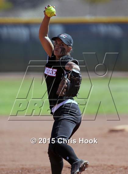 Thumbnail 2 in Catalina Foothills vs. Empire (Tucson Badger Invitational) photogallery.