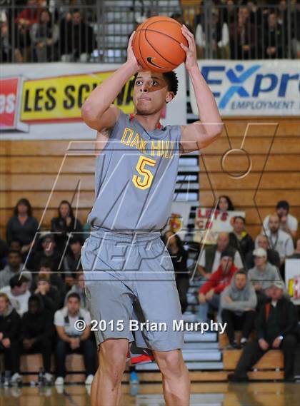 Thumbnail 2 in Oak Hill Academy vs. West Linn (Les Schwab Invitational) photogallery.