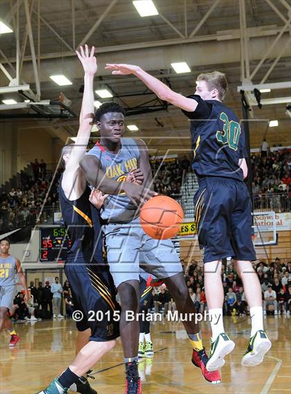 Thumbnail 1 in Oak Hill Academy vs. West Linn (Les Schwab Invitational) photogallery.