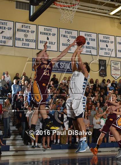 Thumbnail 1 in Windsor vs. Valor Christian (CHSAA 4A Great 8) photogallery.