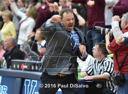 Thumbnail 3 in Windsor vs. Valor Christian (CHSAA 4A Great 8) photogallery.