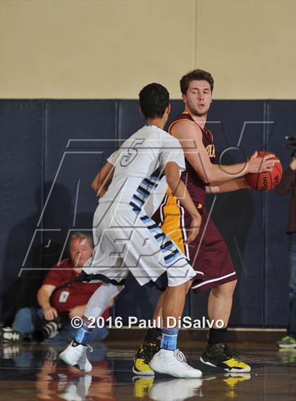 Thumbnail 3 in Windsor vs. Valor Christian (CHSAA 4A Great 8) photogallery.