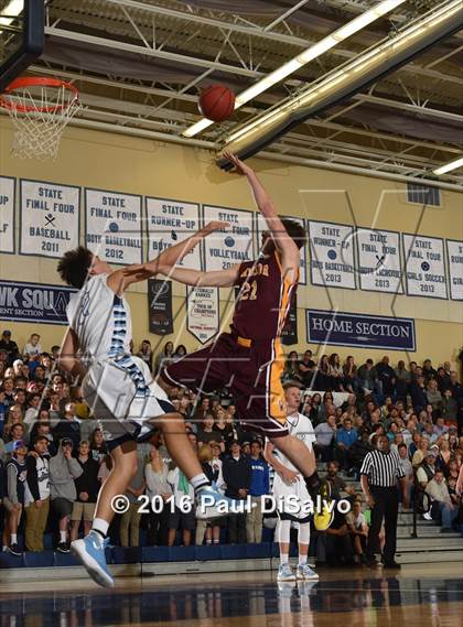 Thumbnail 3 in Windsor vs. Valor Christian (CHSAA 4A Great 8) photogallery.