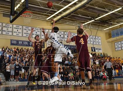 Thumbnail 1 in Windsor vs. Valor Christian (CHSAA 4A Great 8) photogallery.