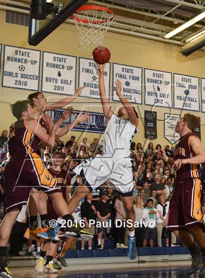 Thumbnail 2 in Windsor vs. Valor Christian (CHSAA 4A Great 8) photogallery.