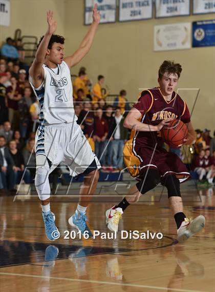 Thumbnail 1 in Windsor vs. Valor Christian (CHSAA 4A Great 8) photogallery.