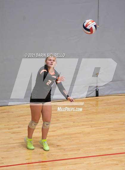 Thumbnail 2 in West Anchorage vs Bishop's School (Nike Tournament of Champions) photogallery.