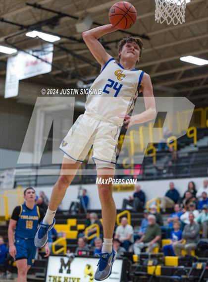 Thumbnail 1 in Tri-Central vs. Greenfield-Central photogallery.