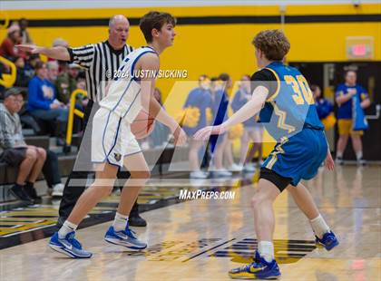 Thumbnail 1 in Tri-Central vs. Greenfield-Central photogallery.