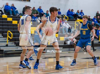 Thumbnail 2 in Tri-Central vs. Greenfield-Central photogallery.