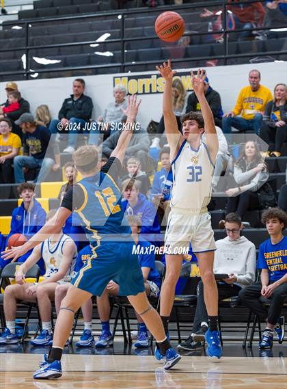 Thumbnail 2 in Tri-Central vs. Greenfield-Central photogallery.