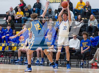 Thumbnail 1 in Tri-Central vs. Greenfield-Central photogallery.