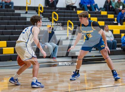 Thumbnail 3 in Tri-Central vs. Greenfield-Central photogallery.