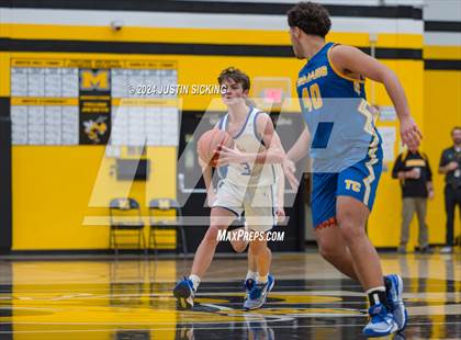 Thumbnail 3 in Tri-Central vs. Greenfield-Central photogallery.