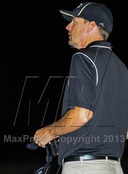 Thumbnail 2 in Golden Valley vs. Agoura photogallery.