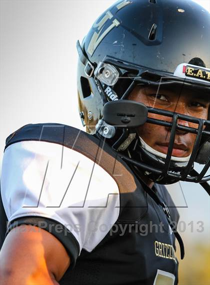 Thumbnail 2 in Golden Valley vs. Agoura photogallery.