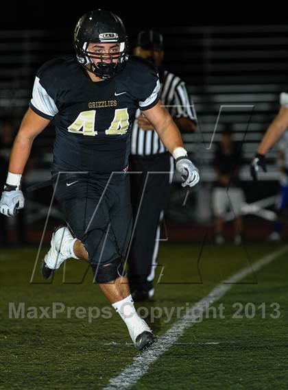 Thumbnail 2 in Golden Valley vs. Agoura photogallery.