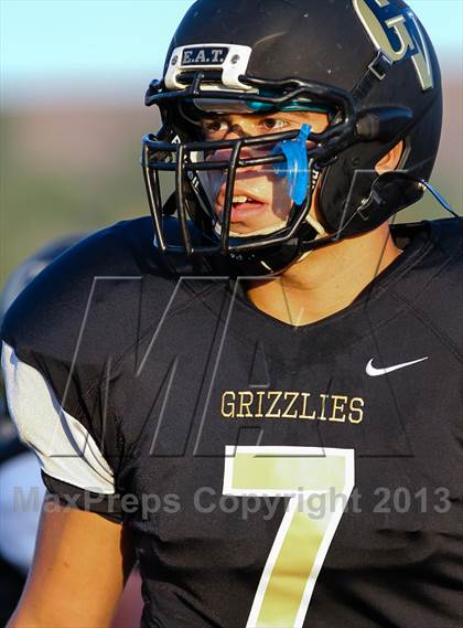 Thumbnail 3 in Golden Valley vs. Agoura photogallery.