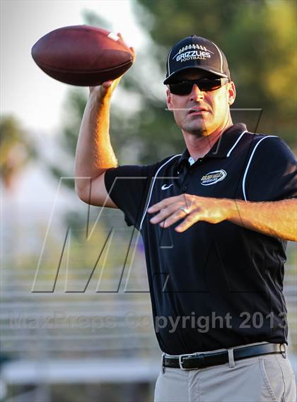 Thumbnail 3 in Golden Valley vs. Agoura photogallery.
