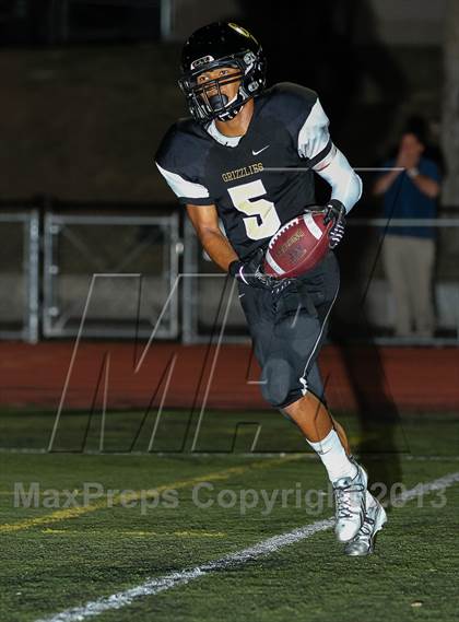 Thumbnail 3 in Golden Valley vs. Agoura photogallery.