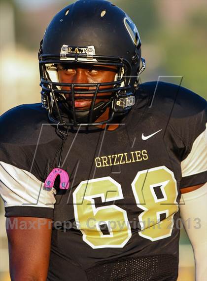 Thumbnail 3 in Golden Valley vs. Agoura photogallery.