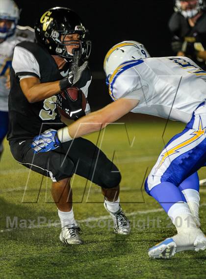 Thumbnail 2 in Golden Valley vs. Agoura photogallery.