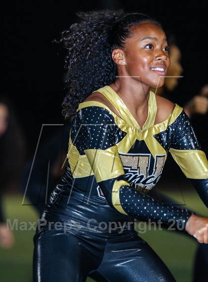Thumbnail 2 in Golden Valley vs. Agoura photogallery.