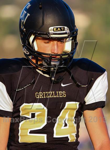 Thumbnail 1 in Golden Valley vs. Agoura photogallery.