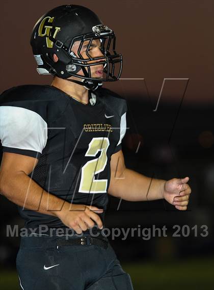 Thumbnail 3 in Golden Valley vs. Agoura photogallery.