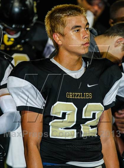 Thumbnail 2 in Golden Valley vs. Agoura photogallery.