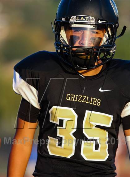 Thumbnail 2 in Golden Valley vs. Agoura photogallery.
