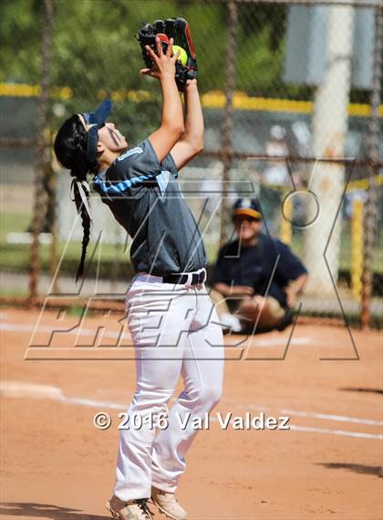 Thumbnail 3 in Pueblo vs. Benson photogallery.